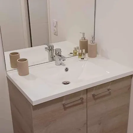 T2 Proche Apartment *
